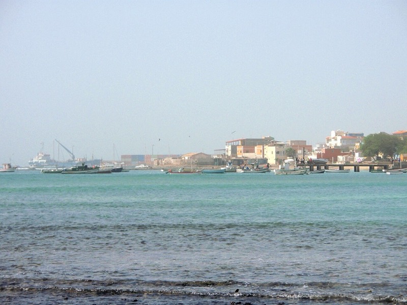 Traghetti per le altre isole