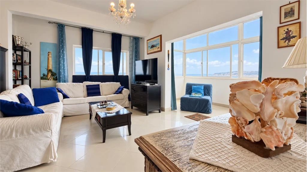 Spacious Sea-View Apartment with Panoramic Windows – Sal Rei