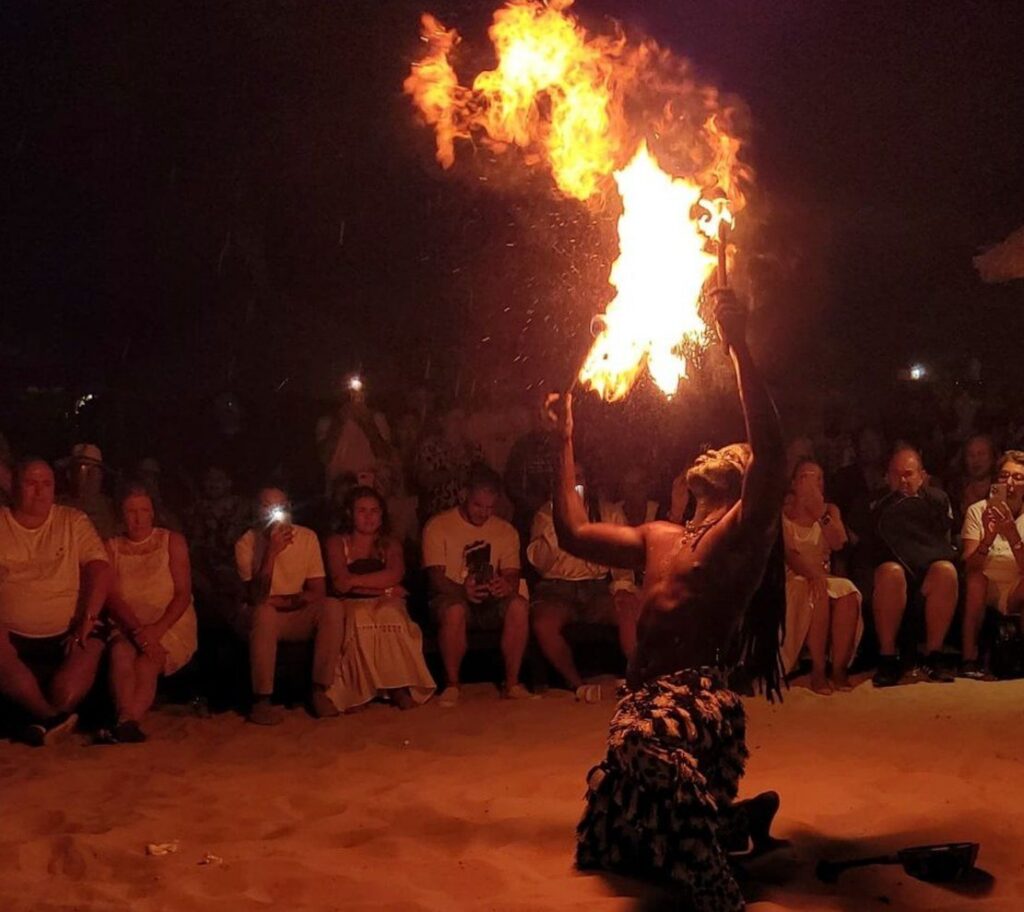 Spettacolo con il fuoco alla Morabesa Night